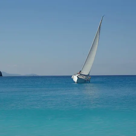 Mistral Apartahotel