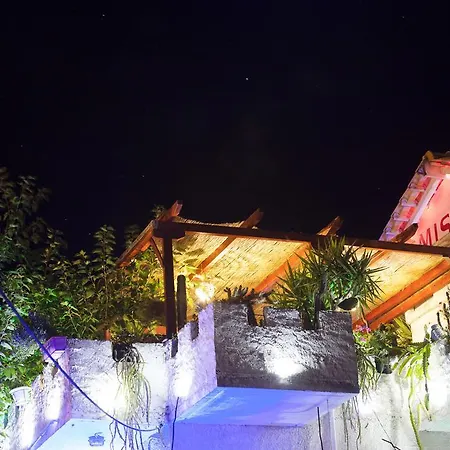 Mistral Apartahotel