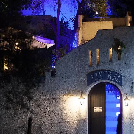 Aparthotel Mistral Lefkada City