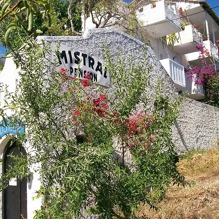 Mistral * Lefkada City